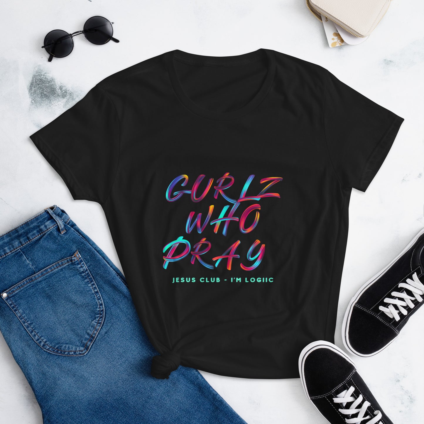 Gurlz who Pray short sleeve t-shirt